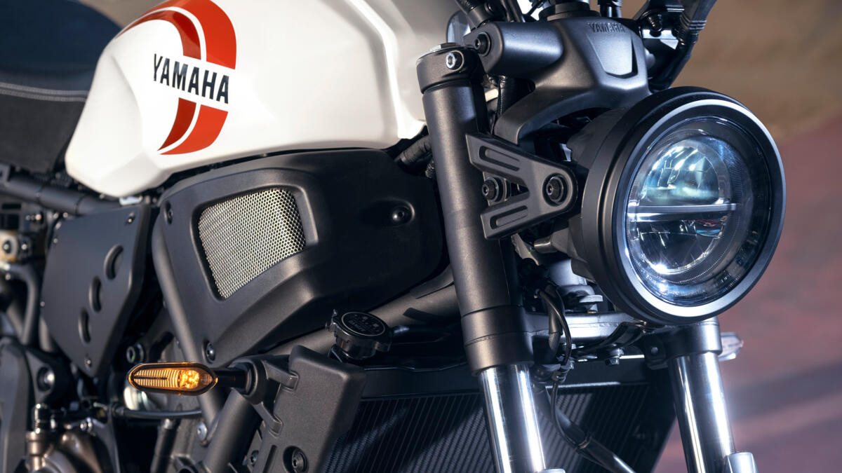 Купити мотоцикл Yamaha XSR 700  в Україні